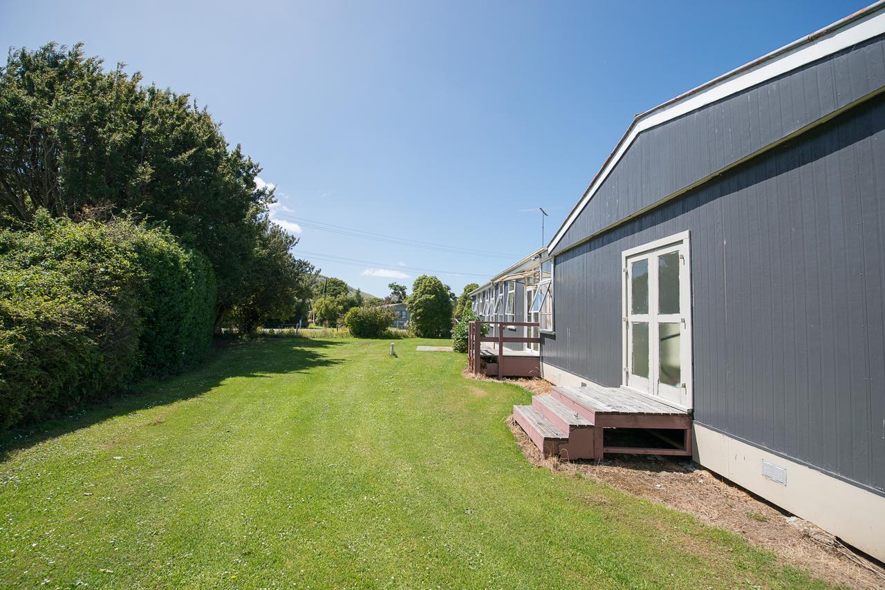 Kowhai Flat Pounawea Exterior photo
