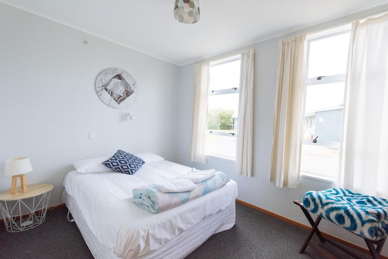 Kowhai Flat Pounawea Exterior photo